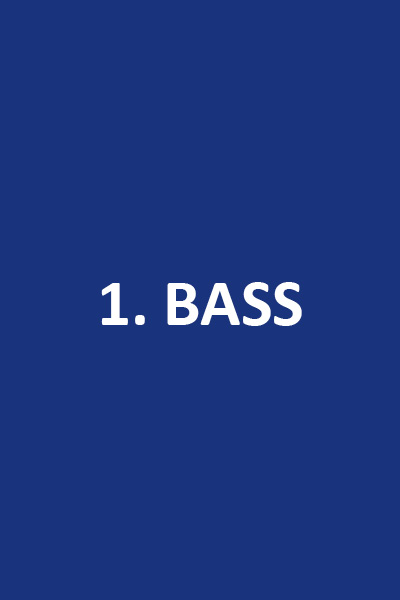 weiße Schrift auf dunkelblauem Grund: Erster Bass