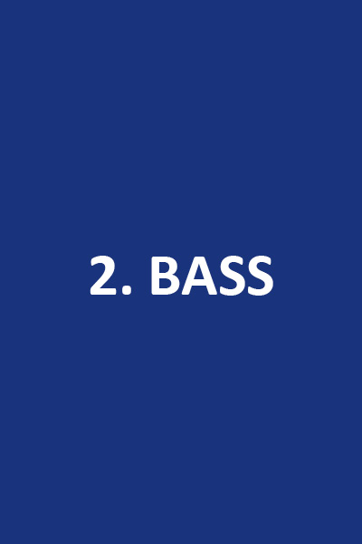 weiße Schrift auf dunkelblauem Grund: Zweiter Bass